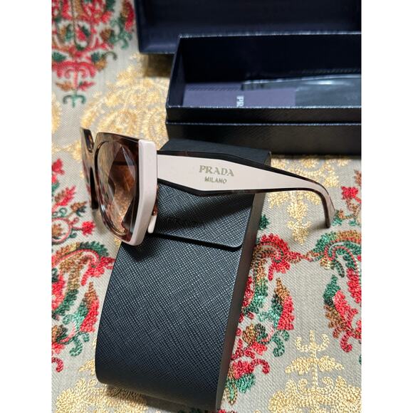 Prada Sunglasses PR15WS 01R0A6 54mm Tortoise Caramel / Brown Gradient Lens - Picture 3 of 7